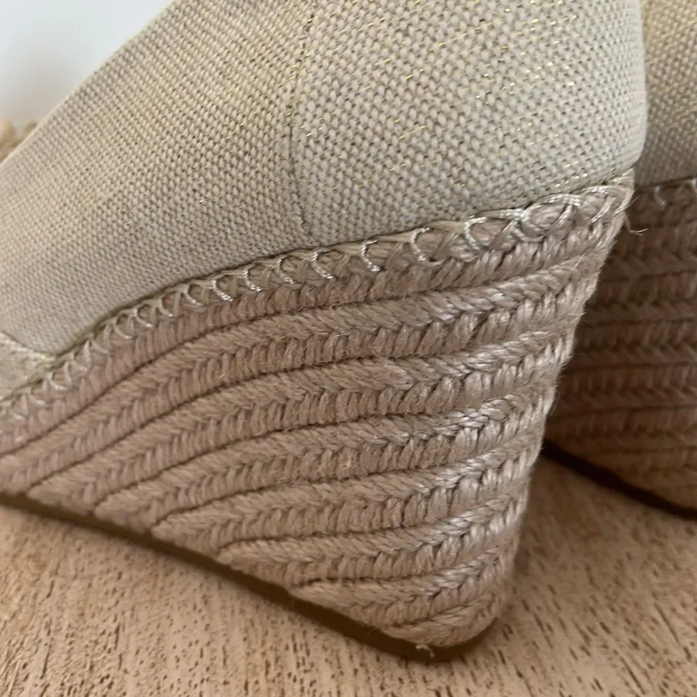TOMS Michele slip on Espadrille Wedge Pump, Gold Metallic, Open toe, 10,‎ NWOB